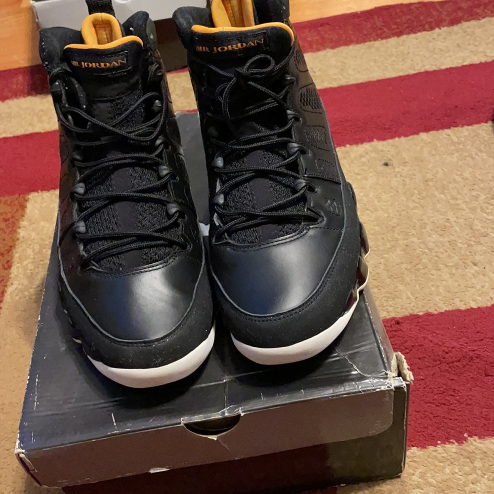 Jordan 9 - Picture 2 of 7